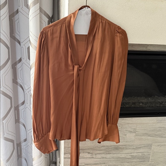 Elegant Brown Women's Top - Picture 1 of 3